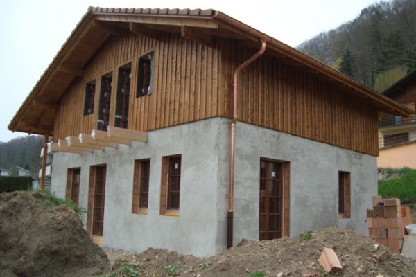 construction-mai-12A8850816-2F91-1B08-1459-A1E1D1139A65.jpg